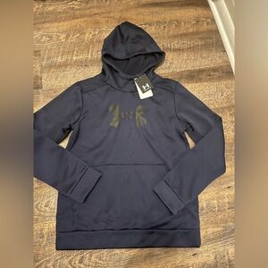 Under Armour sweatshirt